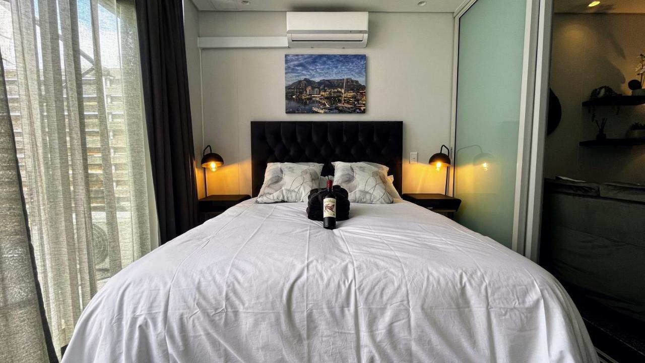 Modern Luxury Studio With Breathtaking City Views - No Load Shedding Cape Town Exterior photo